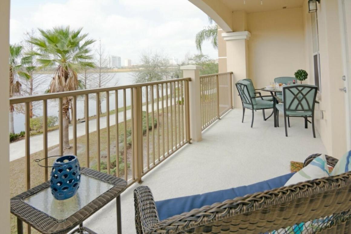 Modern Vacation Apartment With A Lake View At Vista Cay Resort Vc4816 Orlando Eksteriør bilde