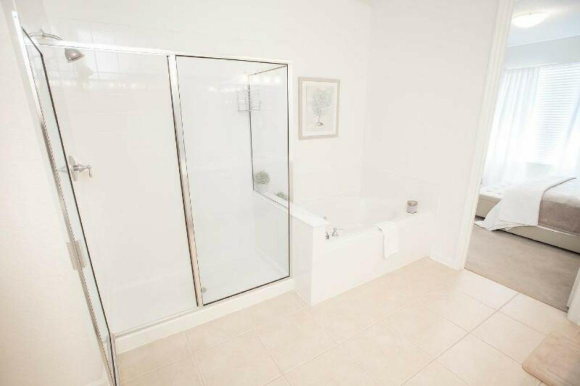 Modern Vacation Apartment With A Lake View At Vista Cay Resort Vc4816 Orlando Eksteriør bilde