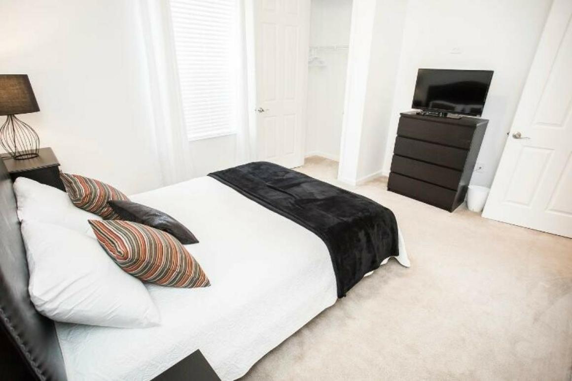 Modern Vacation Apartment With A Lake View At Vista Cay Resort Vc4816 Orlando Eksteriør bilde